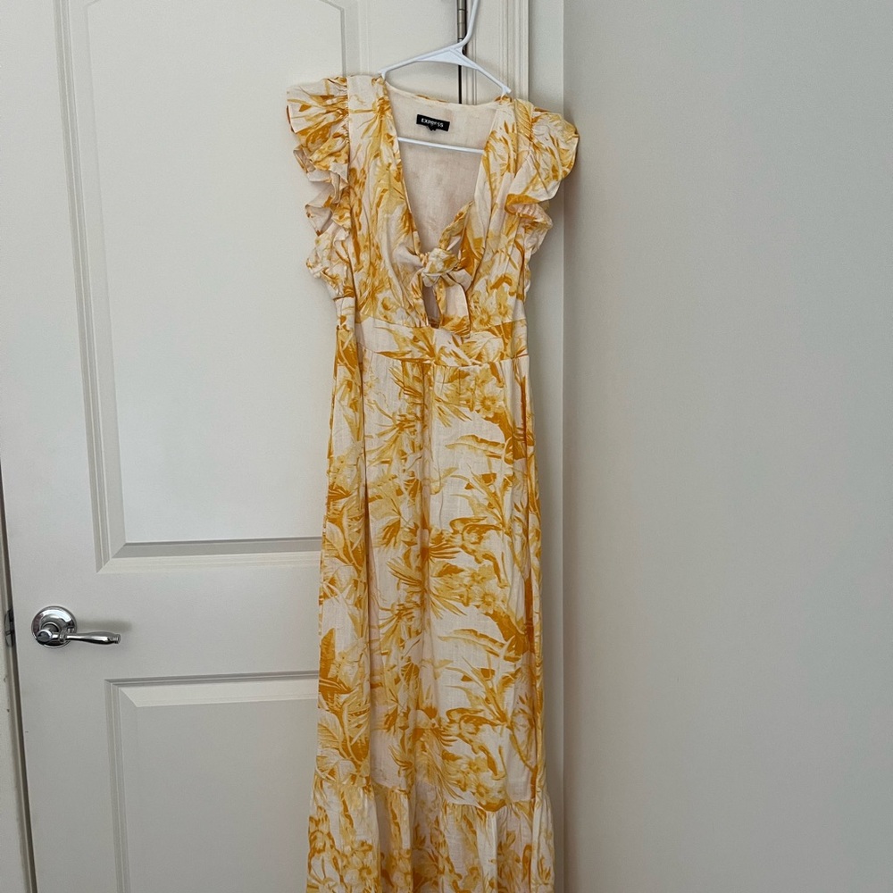 Floral Yellow Maxi Dress - Express size XS barely worn